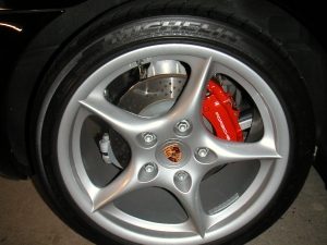 Porsche tire